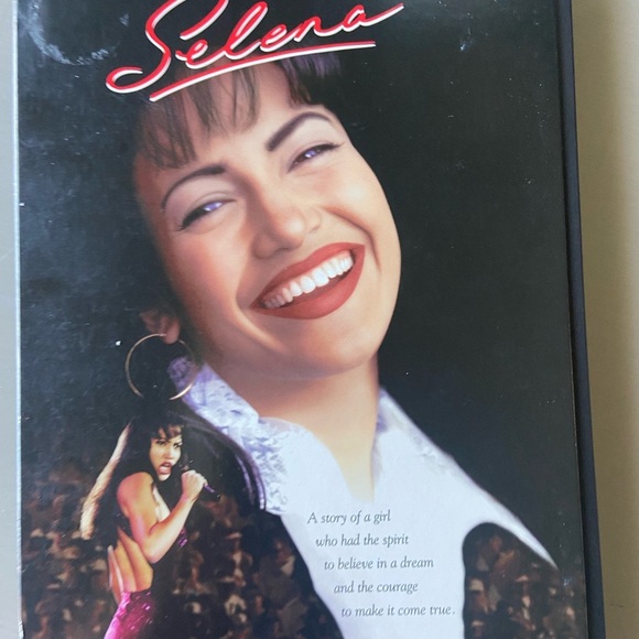 Selena - DVD - Standard & Widescreen Movie - Picture 1 of 8